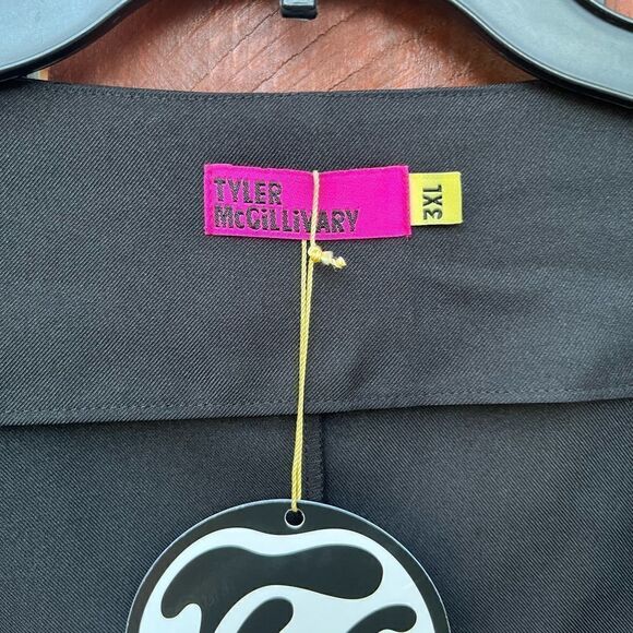 Tyler McGillivary Noni Button Rainbow Cropped Long Sleeve Top Black NWT - Picture 6 of 6